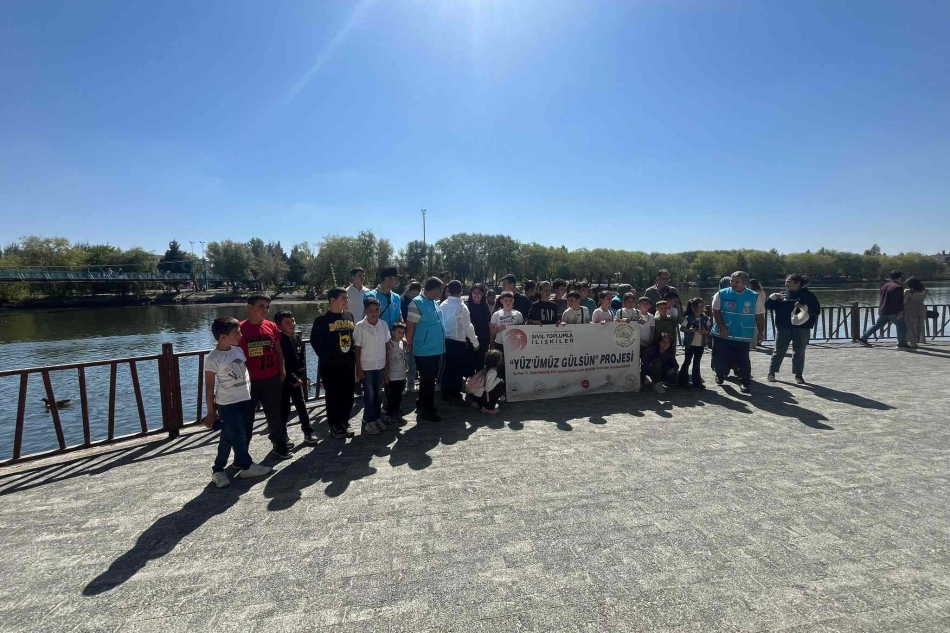 YÜZ'ÜMÜZ GÜLSÜN PROJESİ ETKİNLİKLERİMİZ DEVAM EDİYOR
